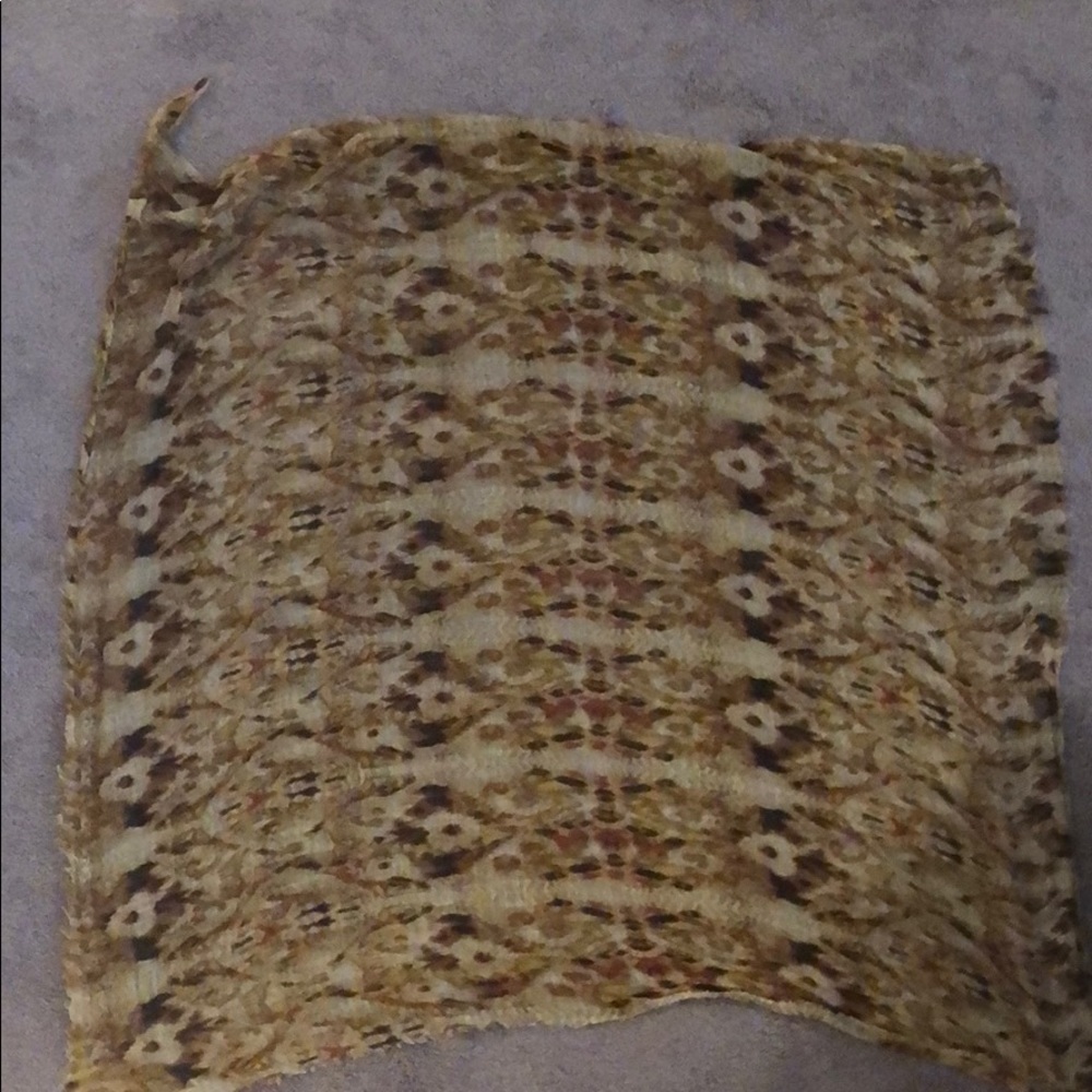 Square scarf